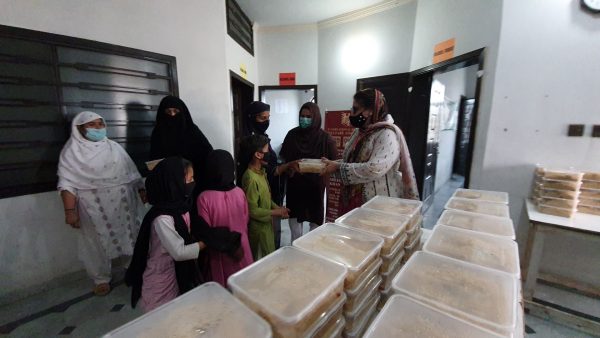 2021 05 07 DAILY IFTAAR MEALS By H.E RAHEELA KHAN For Underprivileged Families At Inner Voice Education System