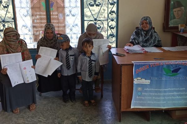 2022 09 21 – Children PASS with EXCELLENCE. Open House Day At Inner Voice Education System Desa A.J.Kashmir Campus