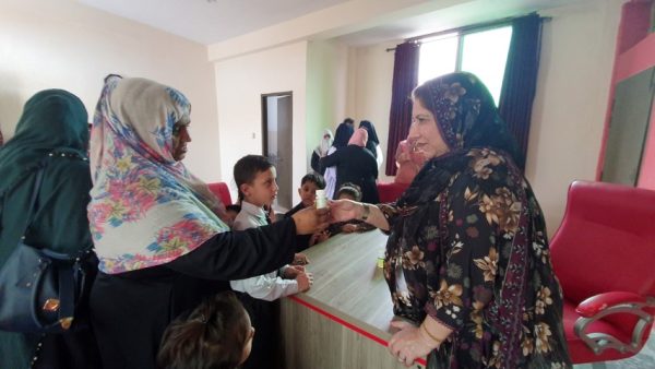 H.E RAHEELA KHAN Distributes SPIRULINA at the Inner Voice Education System Burma Town Campus Islamabad