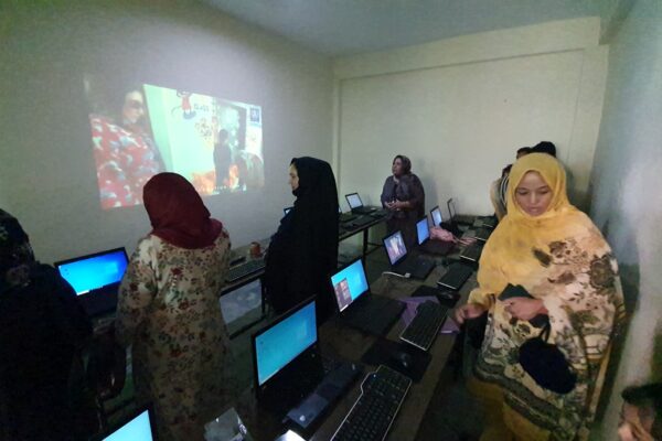 H.E RAHEELA KHAN Launches I.T LAB at the INNER VOICE EDUCATION SYSTEM Burma Town Branch