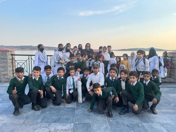 H.E RAHEELA KHAN ORGANIZES SCHOOL PICNIC